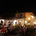 Feudo Gagliardi Фермерский дом Caulonia