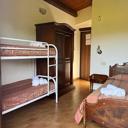 Feudo Gagliardi مزرعة للإقامة Caulonia