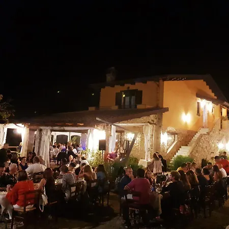 Feudo Gagliardi Κατάλυμα σε φάρμα Caulonia